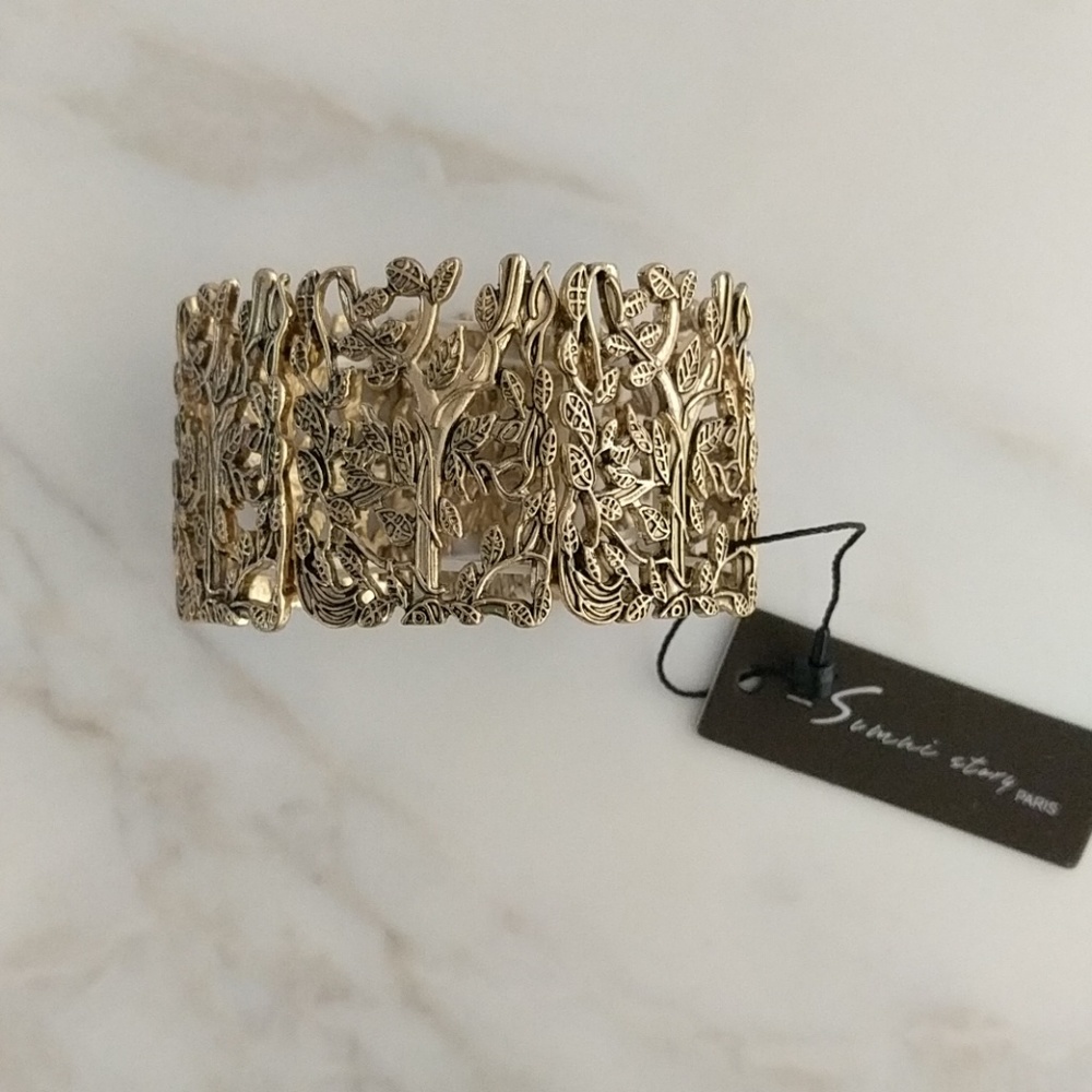 Summi Story bangle